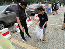 倡導垃圾分(fēn)類，共建美(měi)好(hǎo)家(jiā)園 青島永旺環保公益活動